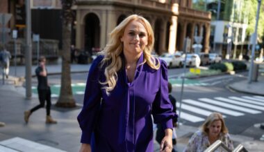 Rebel Wilson appears in Sydney court over 'The Deb' producers' sabotage allegations