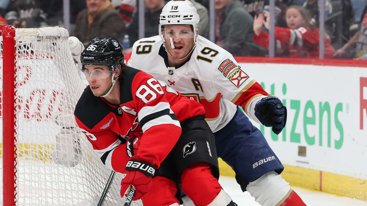 Jack Hughes, Matthew Tkachuk, Schaefer among NHL Network's top players, 30-21