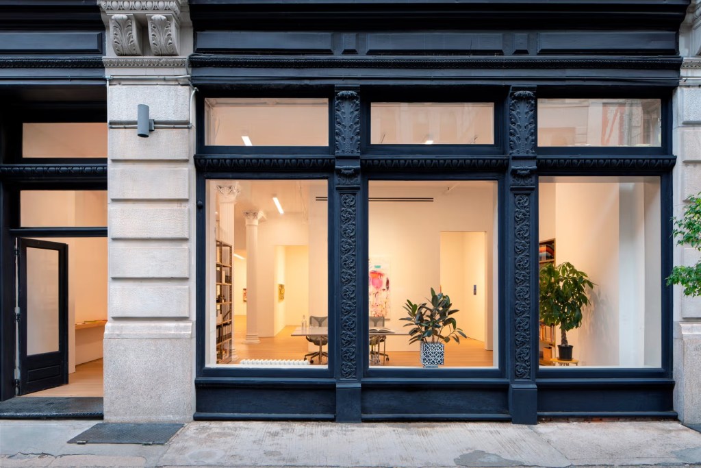 New York's Canada Gallery Faced Threat of Dissolution After Lawsuits
