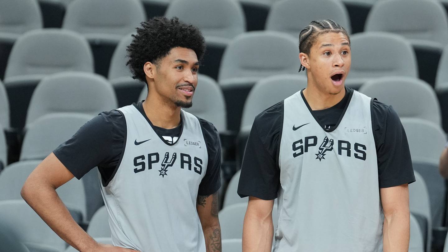 Spurs Expect Dylan Harper, Carter Bryant to Build on Unique Rookie Experience