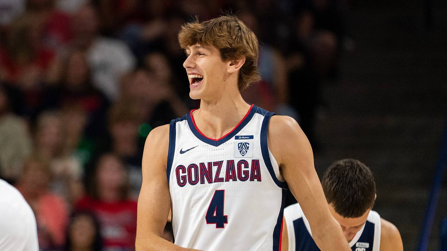 Gonzaga’s Davis Fogle erupts for 30 points as new-look roster debuts at Kraziness
