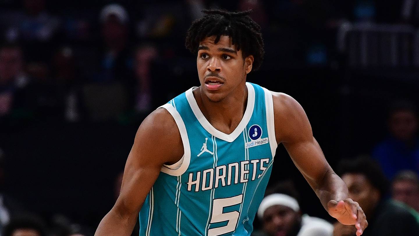 Christian Anderson Makes His Mark in Charlotte Hornets Debut Against Celtics