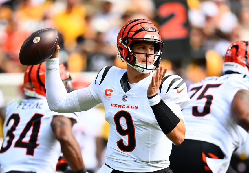 Cincinnati Bengals QB Joe Burrow throws a pass against the Pittsburgh Steelers at Acrisure Stadium in Pittsburgh, on September 27.