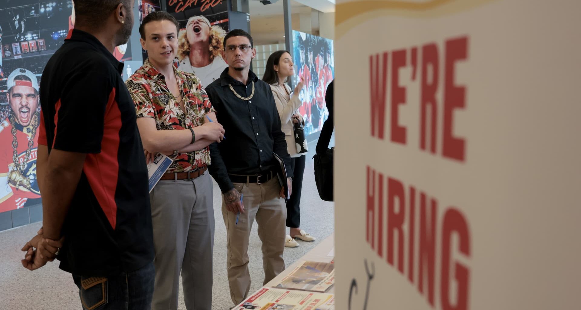 September jobs report: Men lose ground in labor market