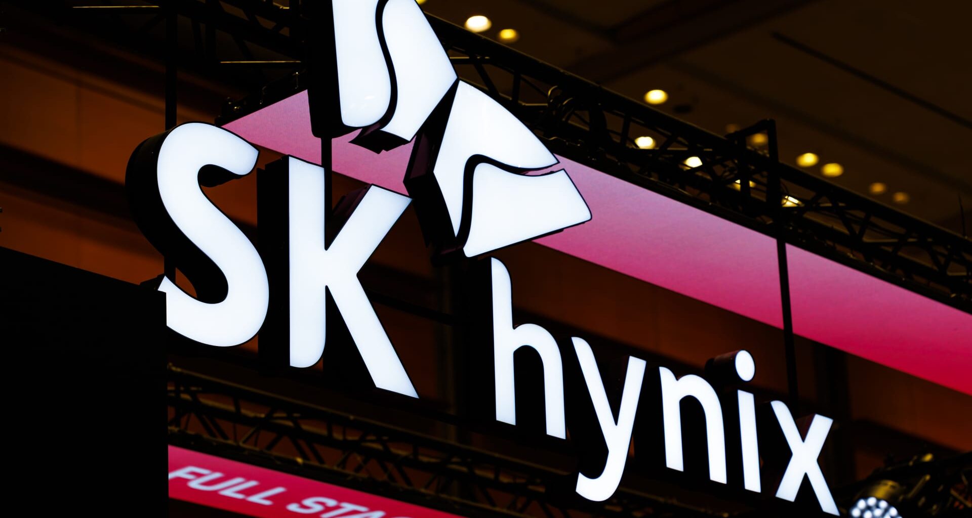 SK Hynix shares jump over 4% after early losses as chipmaker scraps Solidigm IPO plans