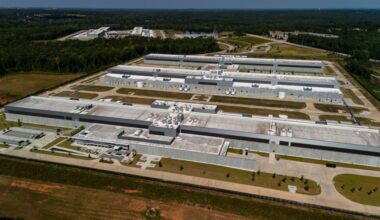 Fed Sees Data Center Boom as Behind Rising Prices