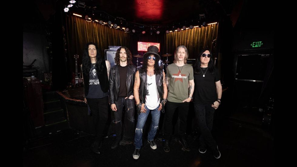 Slash Ft. Myles Kennedy and the Conspirators Release New Single “Flying Blind”