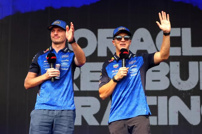 Max Verstappen, Red Bull Racing, Isack Hadjar, Red Bull Racing