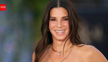 After Hurricane Katrina, Sandra Bullock helped rebuild a New Orleans school; in 2010, she helped fund its $700,000 medical and dental clinic, designed to provide free healthcare to students