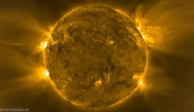 Powerful solar flares recorded by the EUI infrared camera on the European Solar Orbiter probe during its close pass on March 27, 2022