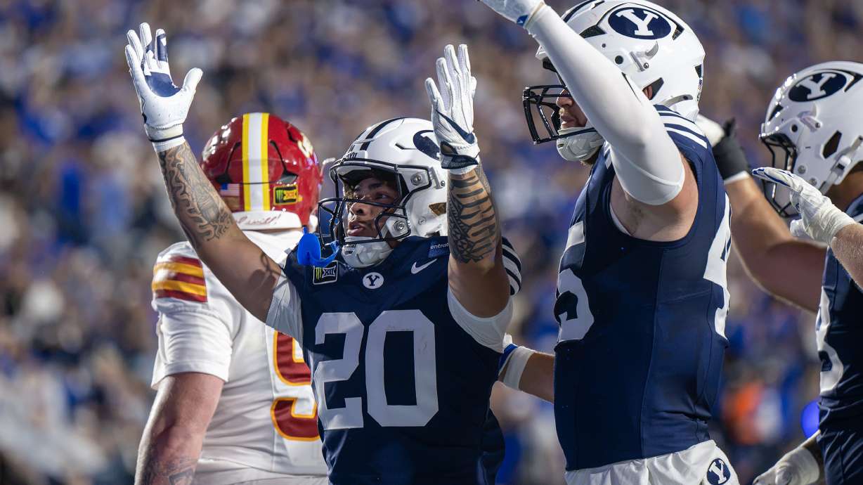 Bear Bachmeier's career night pushes No. 8 BYU past Iowa State