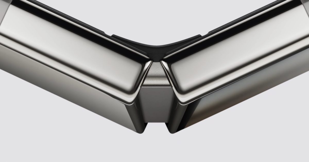 The iPhone Duo’s cooling system hides a clever trick inside its hinge