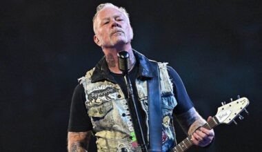 Metallica frontman James Hetfield rips performers who turn concerts political