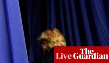 Trump returns to Washington amid midterms campaign blitz as new polls reveal voters’s concern about US economy – live | Donald Trump