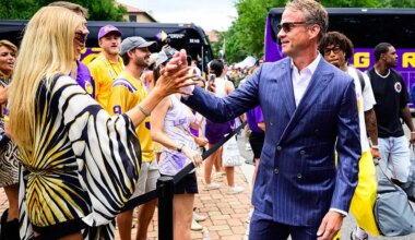 LSU head coach Lane Kiffin is making the same mistake his predecessor did, will he suffer the same fate?