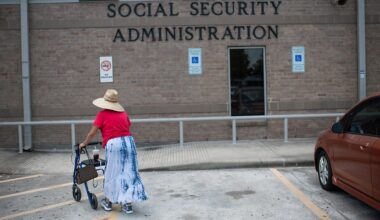 Social Security faces potential 22% benefit cuts as 2027 COLA renews funding debate