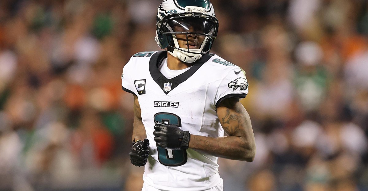 Eagles Injury Report: DeVonta Smith upgraded, Dontayvion Wicks downgraded
