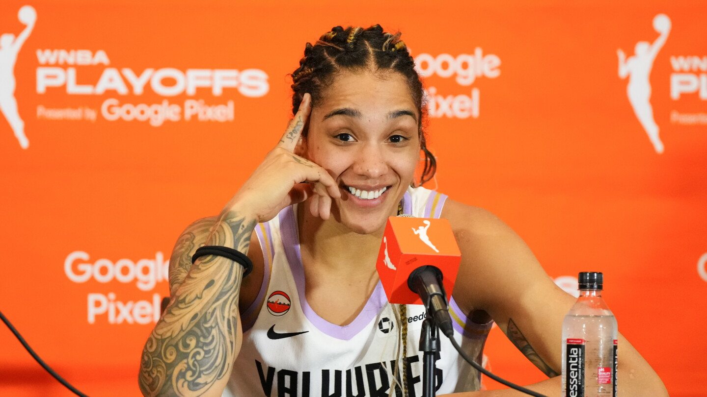 Valkyries' Gabby Williams counts possessions, keeps track of everything to lead late in games