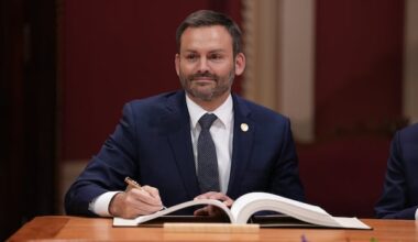 Quebec's new PQ premier unveils smaller cabinet as minority government prepares to govern