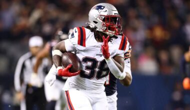 Rhamondre Stevenson's miraculous 48-yard touchdown stuns Bears as clock expires in first half