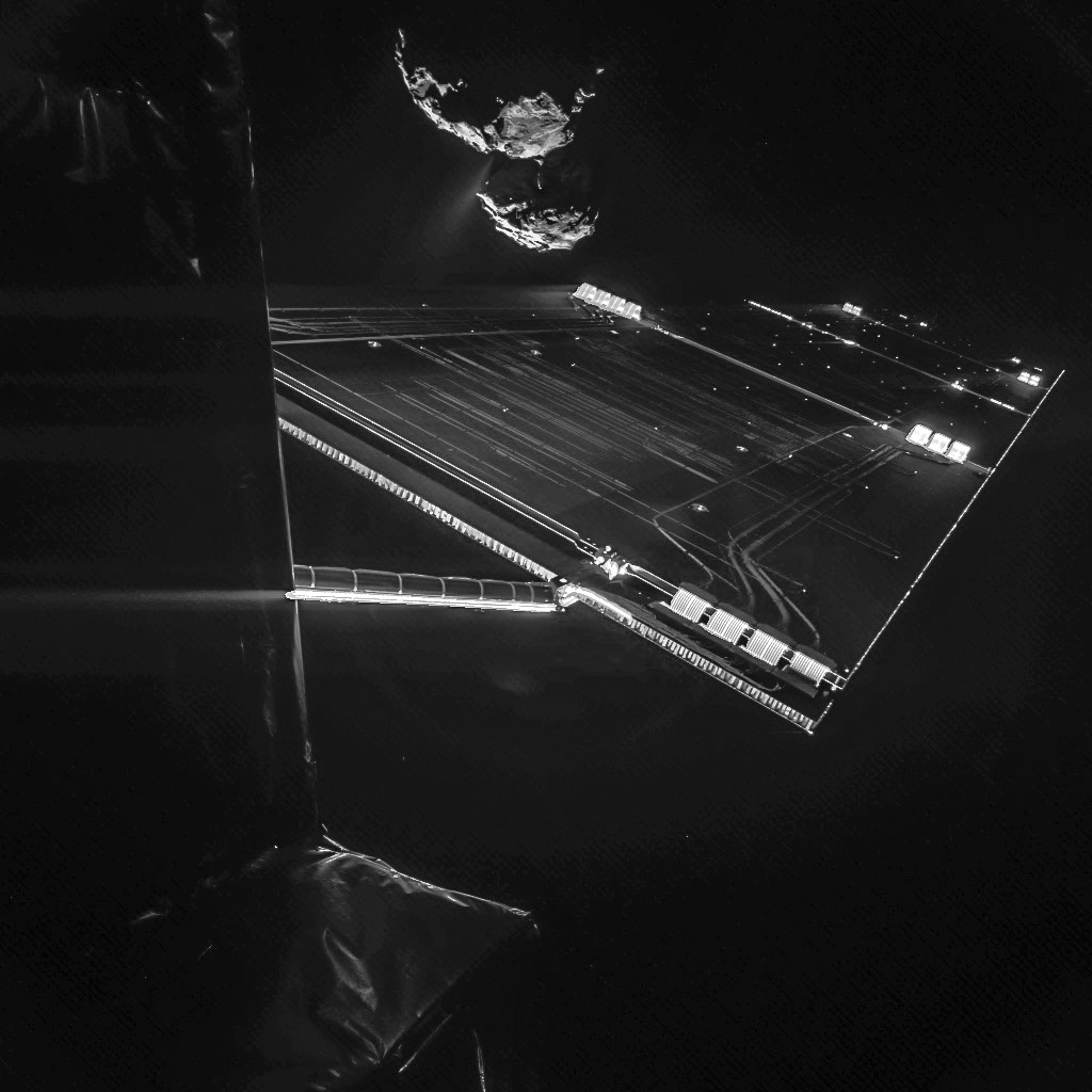 APOD: 2026 October 24 – Rosetta's Selfie