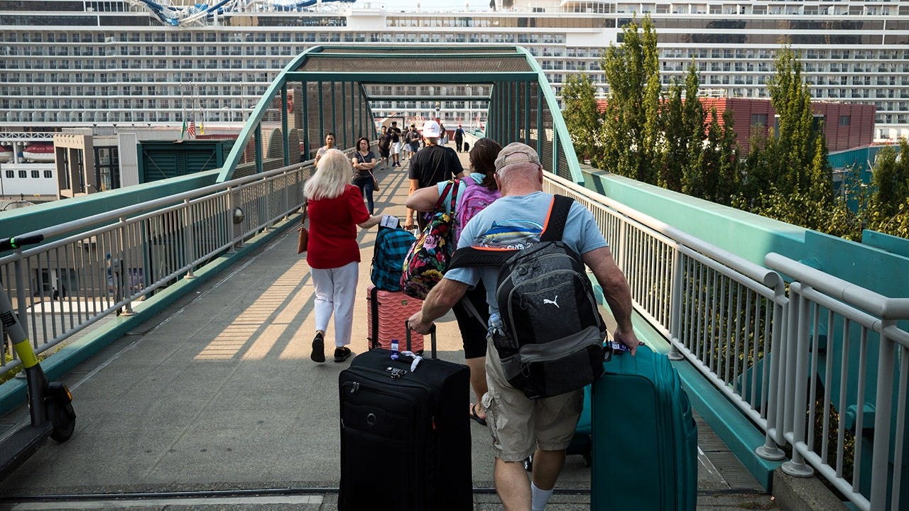 Royal Caribbean's Oasis of the Seas rerouted from Bahamas to Halifax
