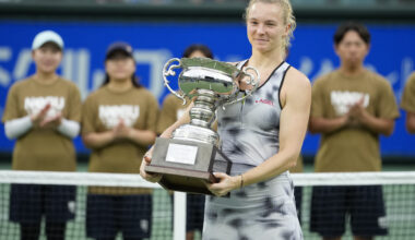 Siniakova ends title drought with dominant Japan Open victory