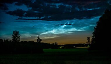 APOD: 2026 October 27 - Noctilucent Clouds over Sweden