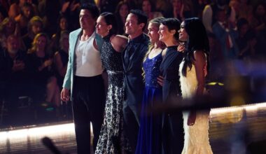 Julia Stiles Has '10 Things I Hate About You' Reunion During Heath Ledger Tribute on 'DWTS'