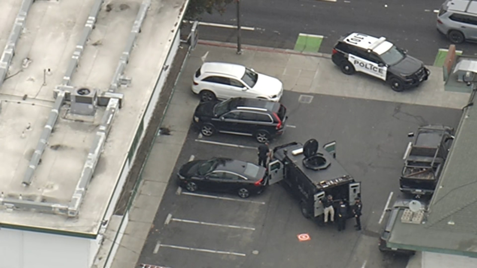 Domestic Violence suspect in custody after barricading themselves inside Livermore business near Fourth St., S. Livermore Ave.