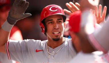 Reds make first deal of the offseason with ﻿$1M signing of utility player Oswaldo Cabrera