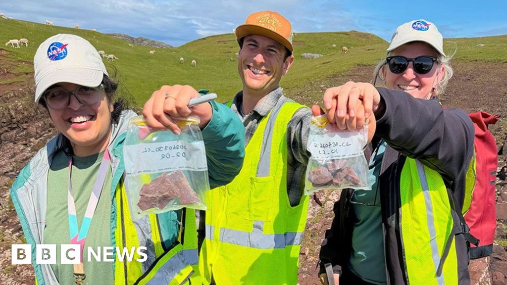 Nasa heads to Scottish Highlands in its search for life on Mars - BBC