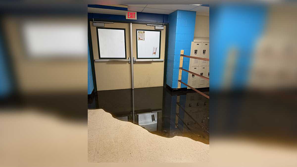 'Water leak' delays opening of Haverhill High School