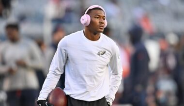 Report: Eagles WR DeVonta Smith unlikely to play vs. Rams