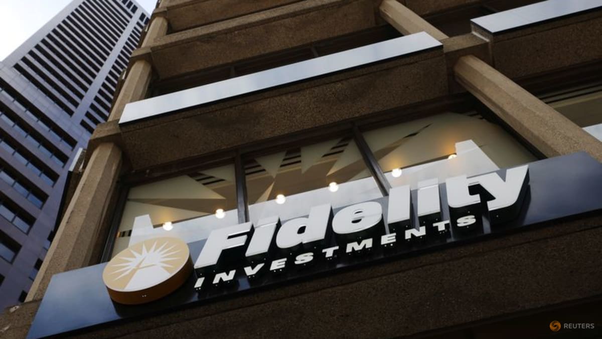 Former portfolio manager sues Fidelity after leaving for Michael Dell's family office