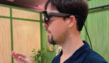 Can VR glasses save VR?