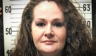 Tennessee inmate still alive after being administered two lethal injections, her lawyer says