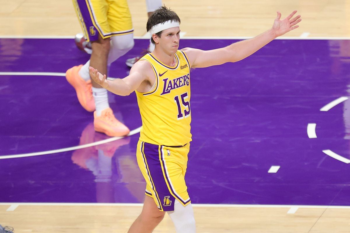 Los Angeles Lakers G Austin Reaves (15) reacts during an NBA basketball game against the Denver Nuggets, Friday October 16, 2026 in Los Angeles, Calif. Los Angeles Lakers G Austin Reaves (15) reacts during an NBA basketball game against the Denver Nuggets, Friday October 16, 2026 in Los Angeles, Calif.