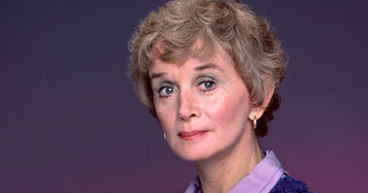 Barbara Barrie, Oscar-nominated actor, dies with medical assistance at 95