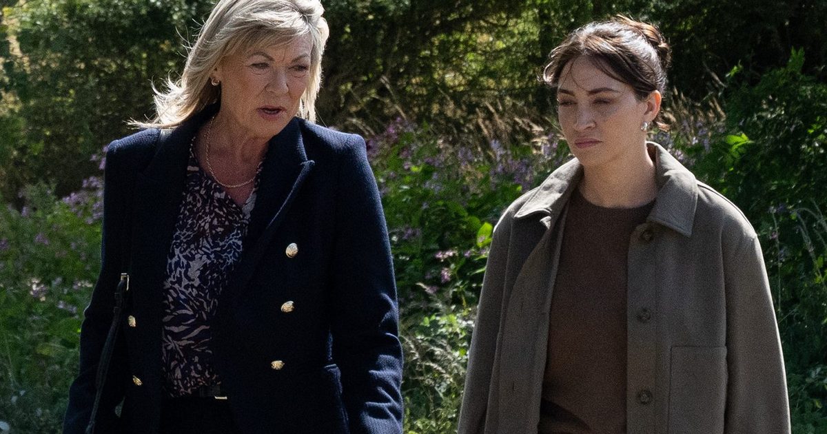 Emmerdale airs emotional Kim and Thea scenes as secret is revealed