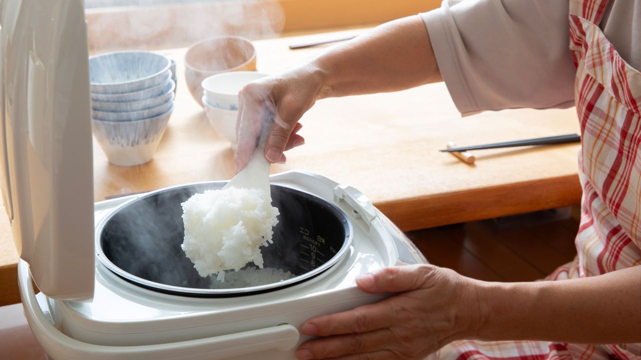 Dining In is the New Dining Out in Japan as Food Prices Continue to Rise