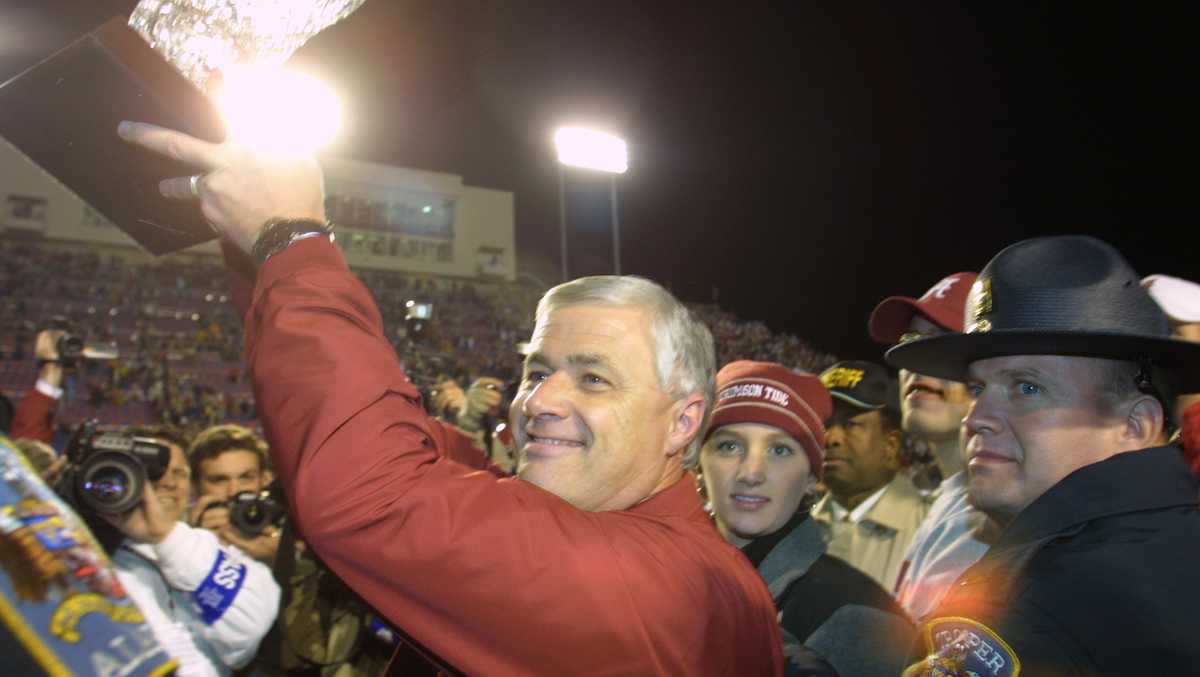 Former Alabama Head Coach Dennis Franchione dead at 75