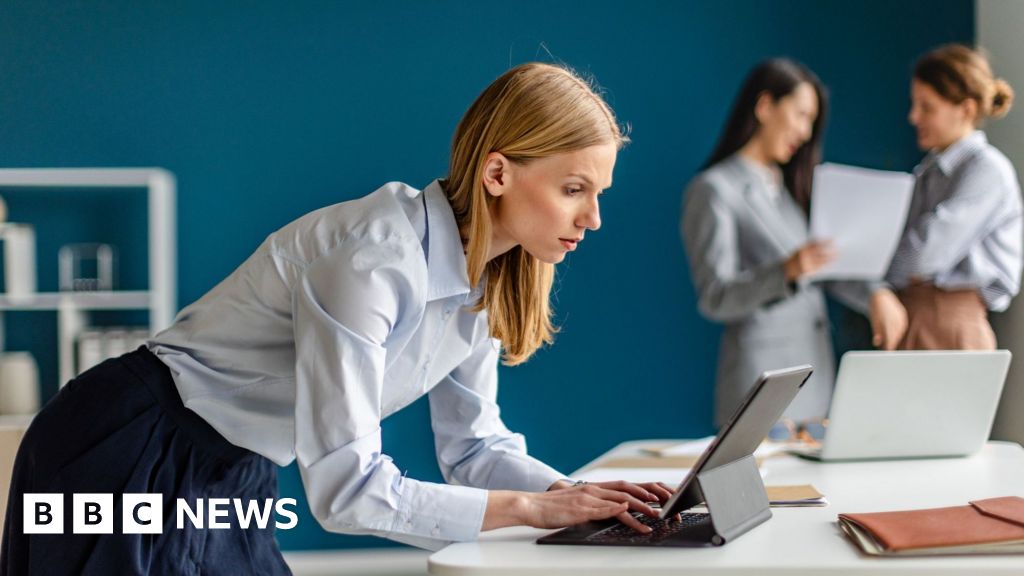 Three things we've learnt about the UK economy from the IMF - BBC