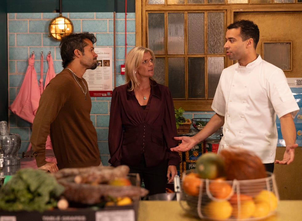 Idris Nazir, Leanne Battersby, Ollie Driscoll, Coronation Street idris nazir, leanne battersby, ollie driscoll, coronation street