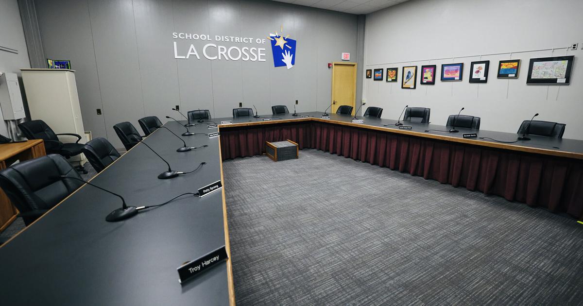 La Crosse school board weighs joining national social media lawsuit over student mental health costs | La Crosse