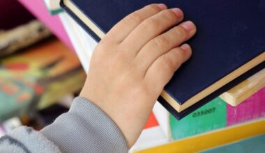 Battle of the Books: Some Texas Senators Push Back on ‘Harmful Materials’ in School Libraries | Education
