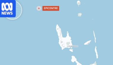 Two large earthquakes off coast of Vanuatu prompt tsunami warning