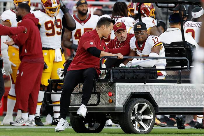 Commanders WR Terry McLaurin suffers knee injury vs. 49ers that team fears is serious