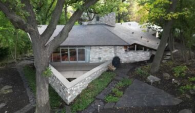 Home designed by iconic architect Frank Lloyd Wright now on the market