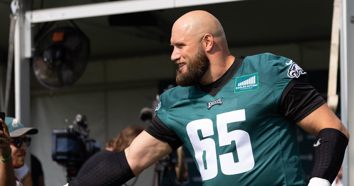 Eagles star RT Lane Johnson announces retirement from the NFL